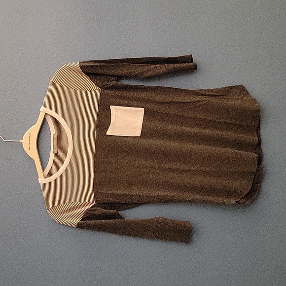 Loveappella Edgewater Knit Top - Picture 2 of 8